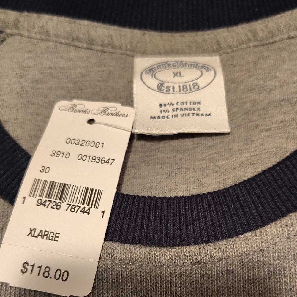 Men's Navy Blueand Gray Sweater Brooks Brothers New With Tag XL. - Picture 3 of 6